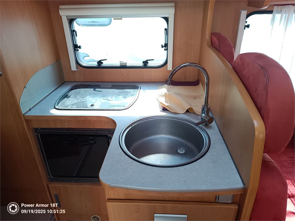 Pilote Bavaria T 067 XFT usato foto 12