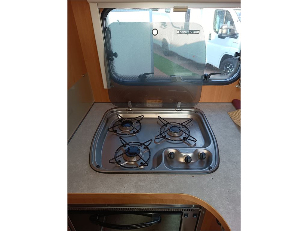 Pilote Bavaria T 067 XFT usato foto 13