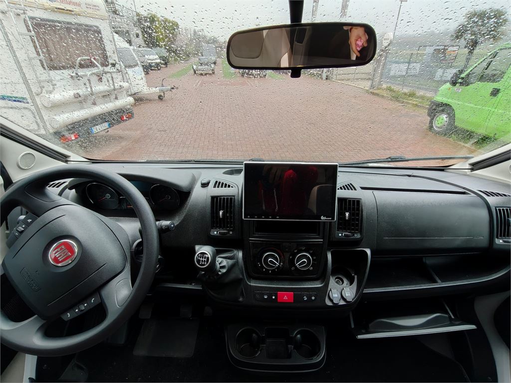 Knaus Live Wave 650g usato foto 5