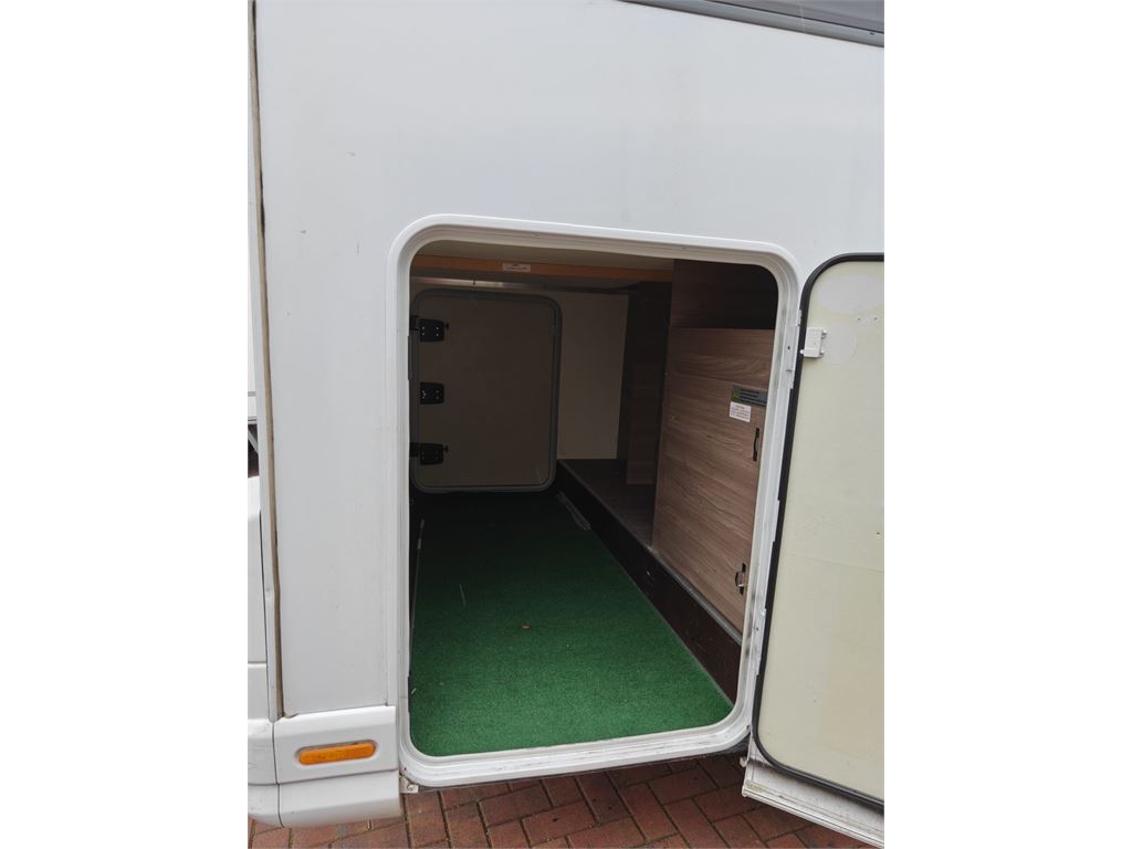 Knaus Live Wave 650g usato foto 11